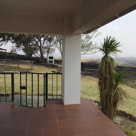 Pumula Guest Farm Villa Фаурисбург Екстериор снимка